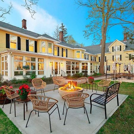 The Whitlock Hotel Lenox Exterior foto